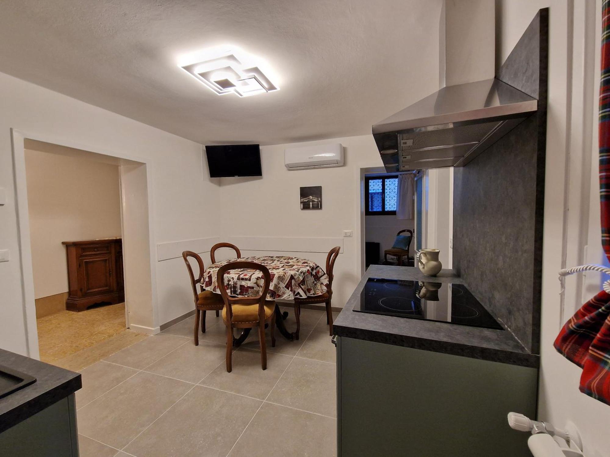 Veneziacentopercento La Forcola Apartment, Next To Rialto Bridge מראה חיצוני תמונה