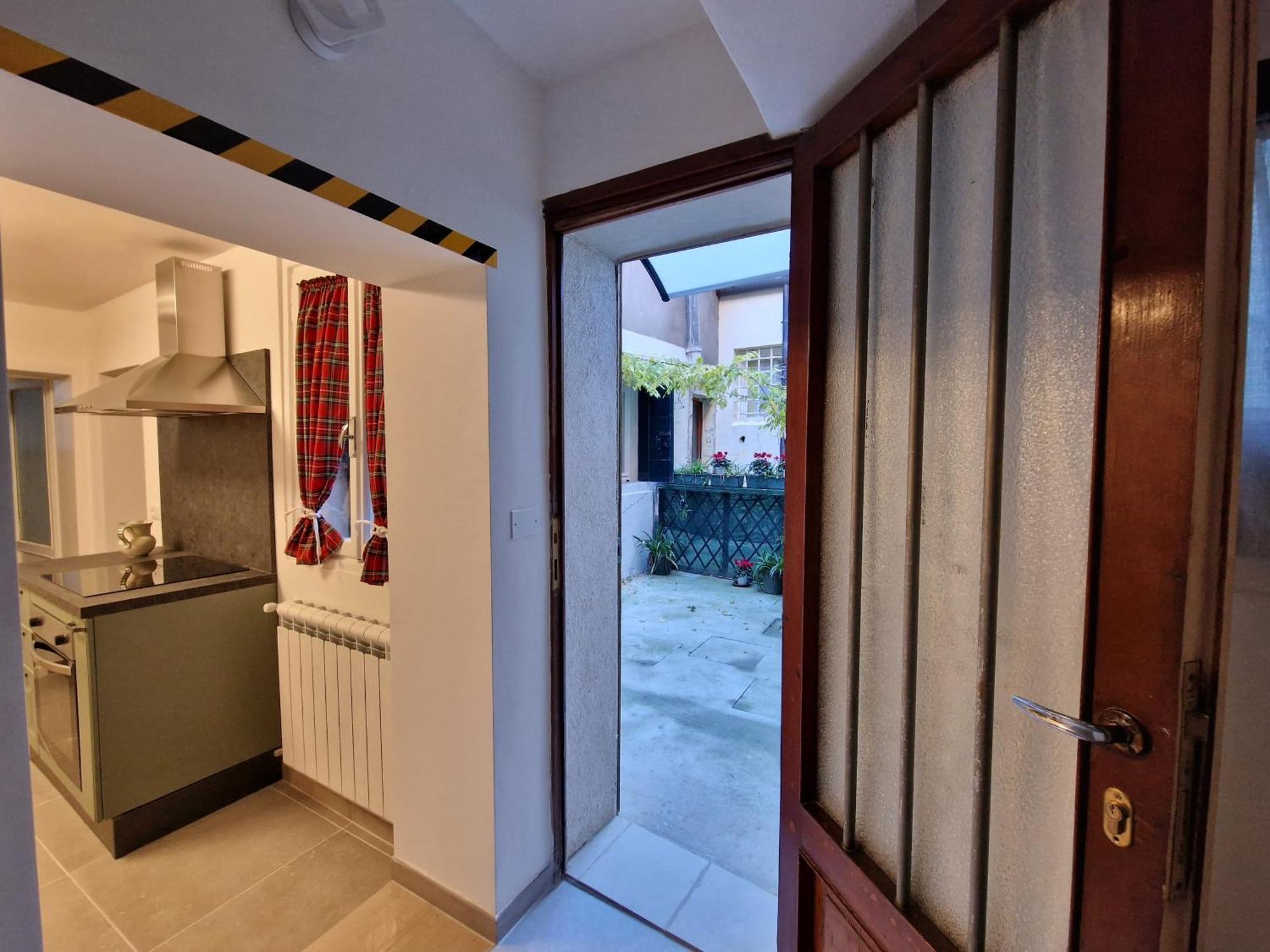 Veneziacentopercento La Forcola Apartment, Next To Rialto Bridge מראה חיצוני תמונה