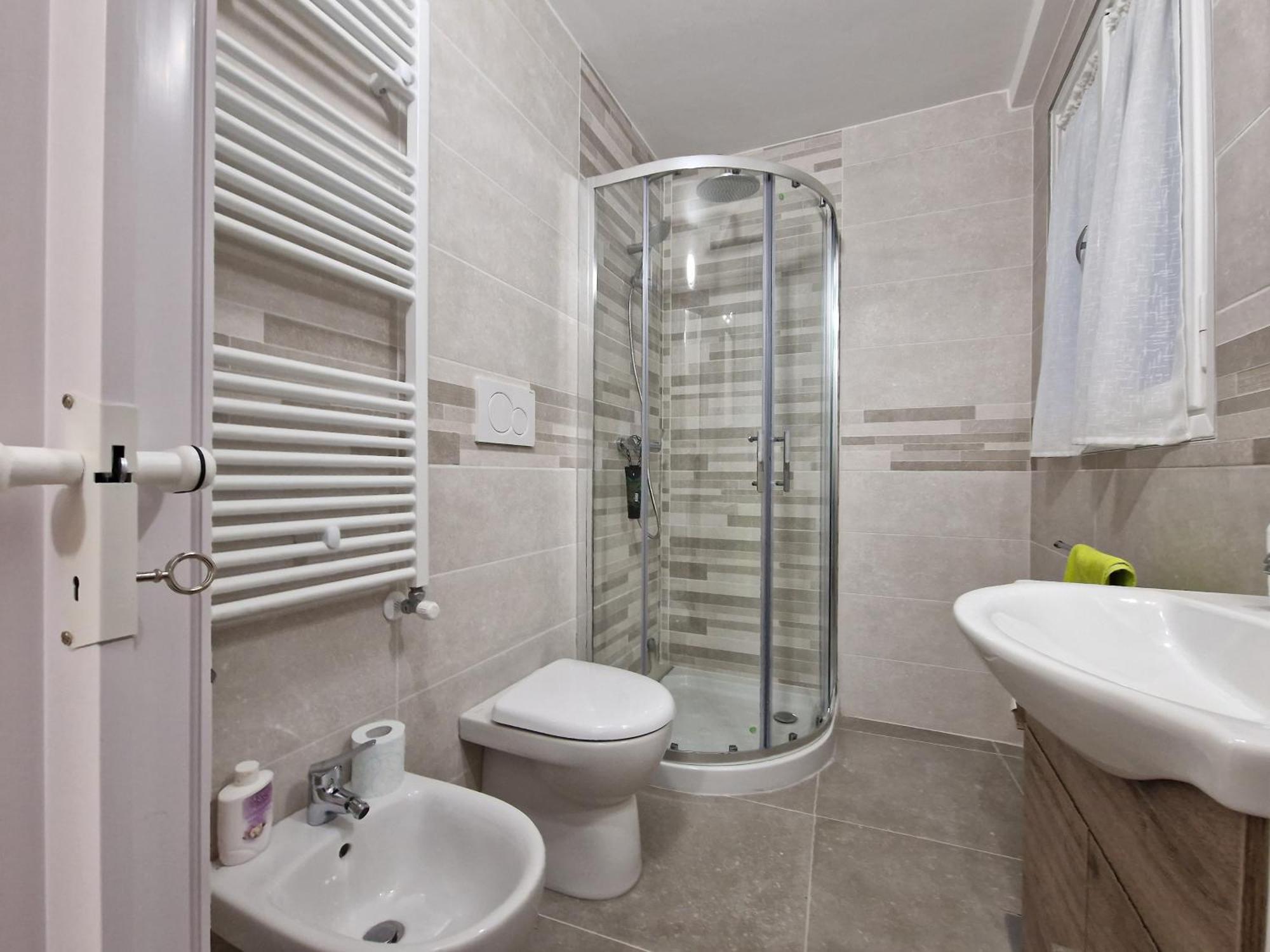 Veneziacentopercento La Forcola Apartment, Next To Rialto Bridge מראה חיצוני תמונה
