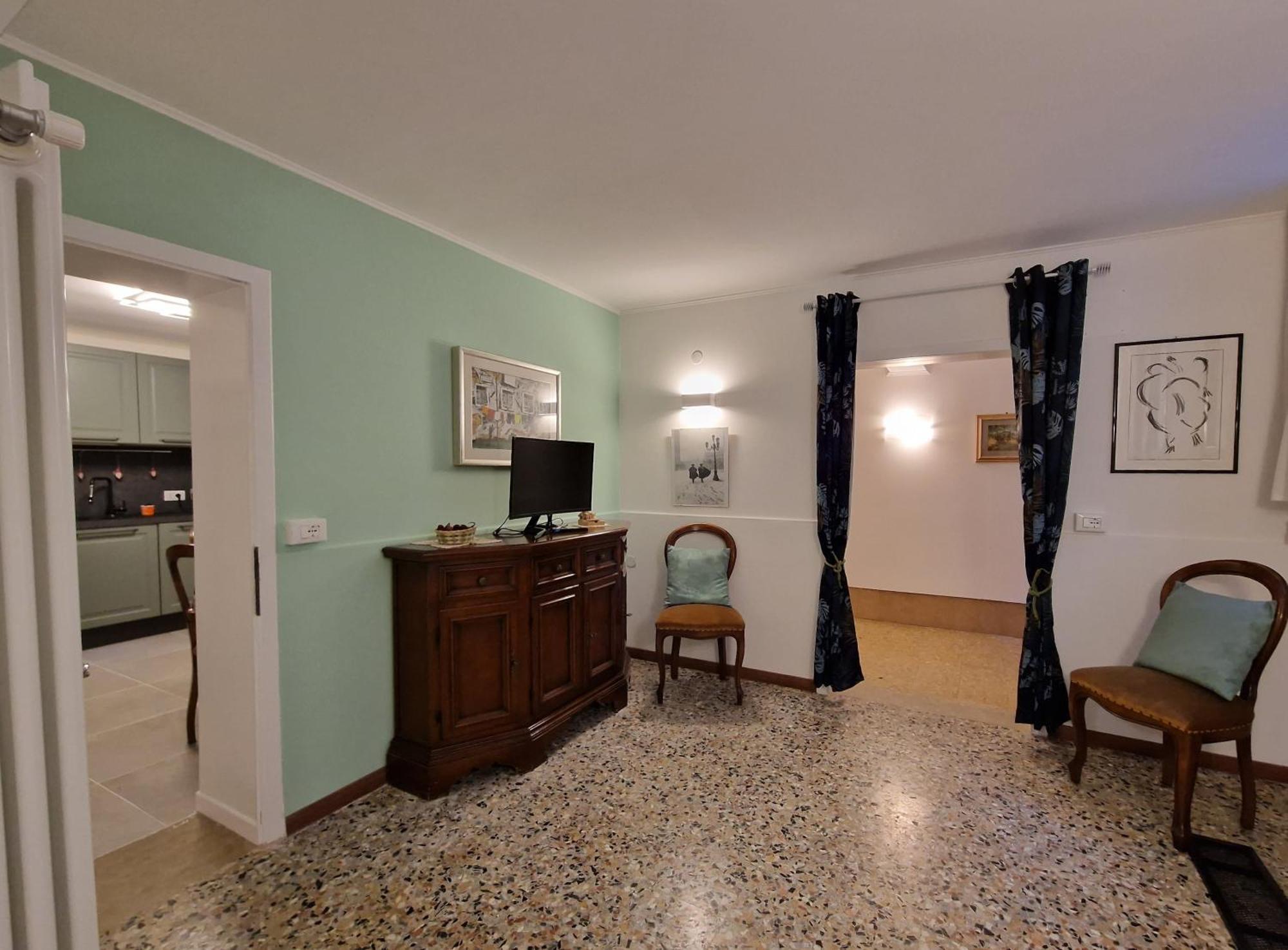 Veneziacentopercento La Forcola Apartment, Next To Rialto Bridge מראה חיצוני תמונה